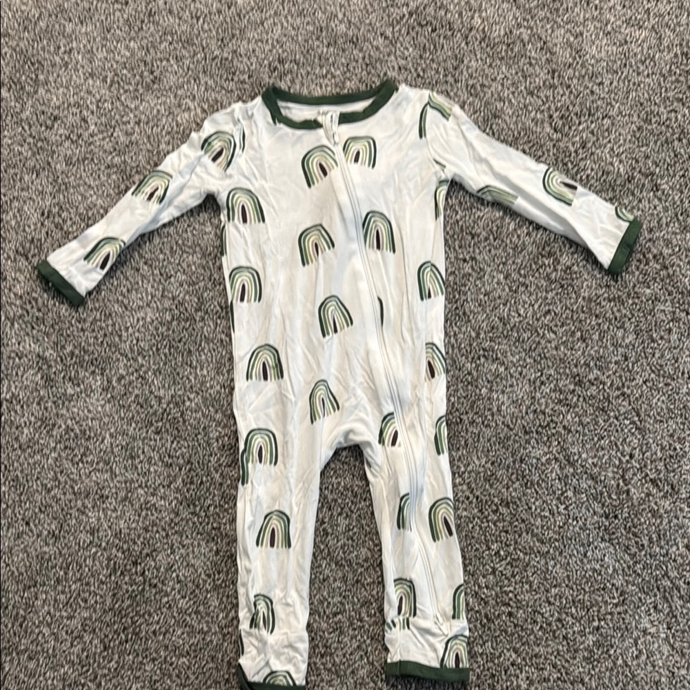 Kyte Baby zippered rompers, Hunter Rainbow